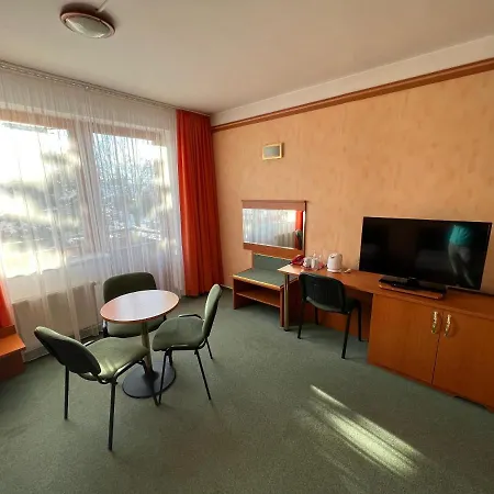 Hotel Yura Bazen A Sauny Zdarma Čeladná