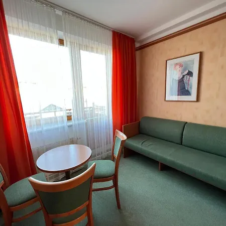 Hotel Yura -bazén A Sauna Zdarma Čeladná