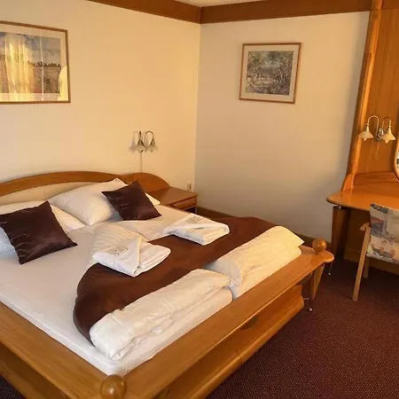 Yura Bazen A Sauny Zdarma Hotel Čeladná