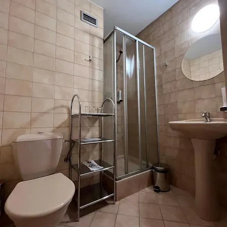 Yura -bazén A Sauna Zdarma Čeladná